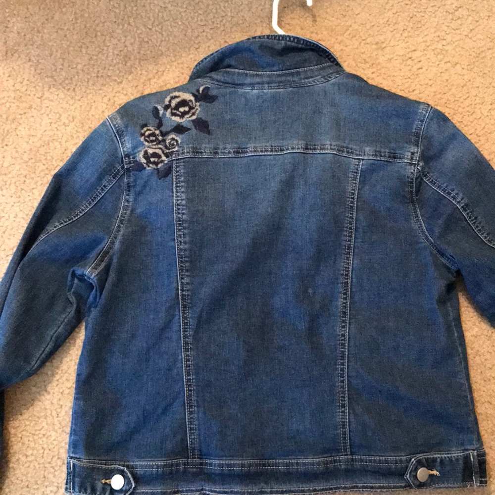 Embroidered Jean jacket - Picture 4 of 7